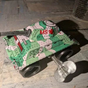 Metal Wind up Army Tank